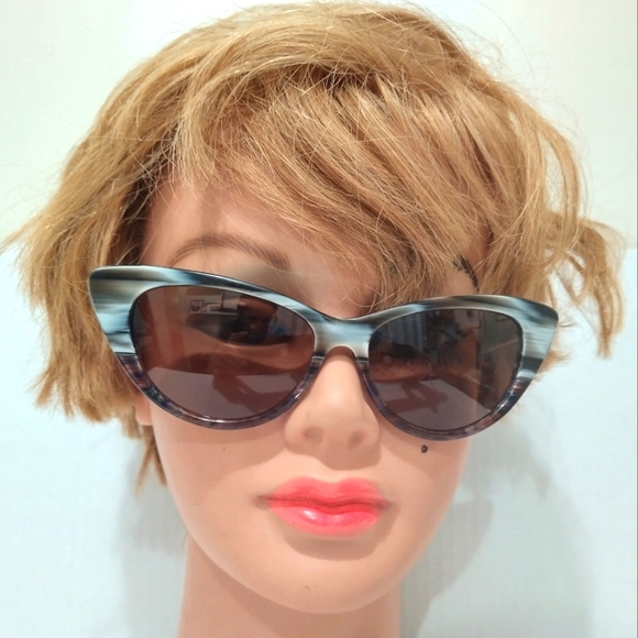CORINNE McCORMACK Annette Gray Cat Eye Sunglasses - Picture 2 of 10